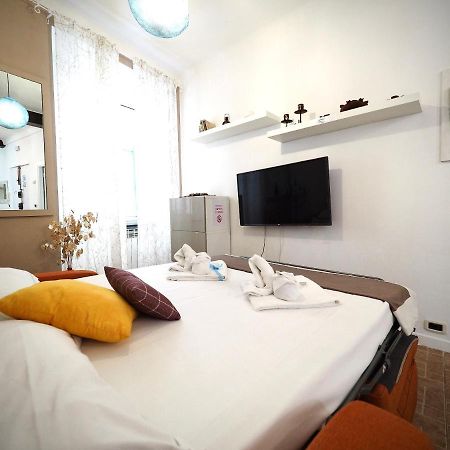 Dimora Delle Camelie Apartment Genoa Luaran gambar