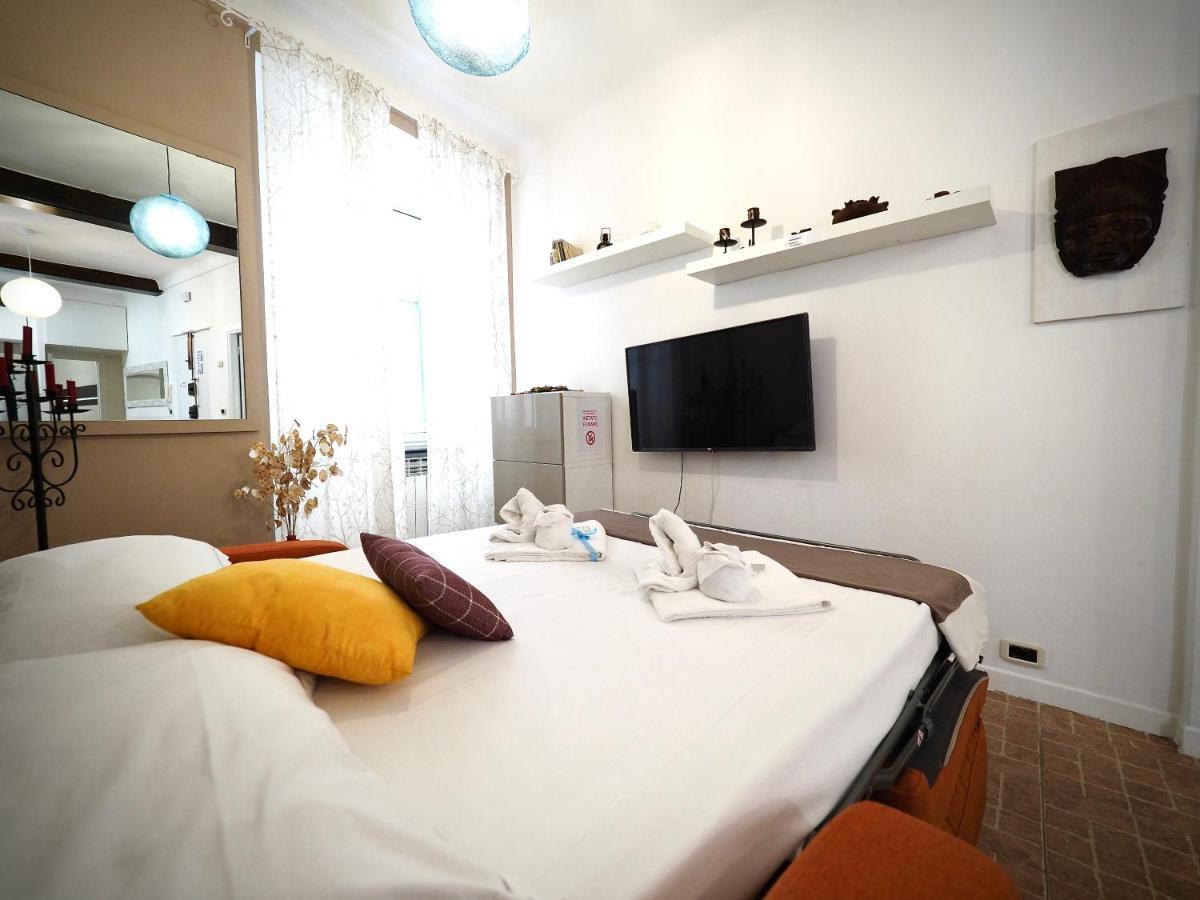 Dimora Delle Camelie Apartment Genoa Luaran gambar